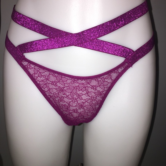 36D /med vs set - Picture 2 of 2